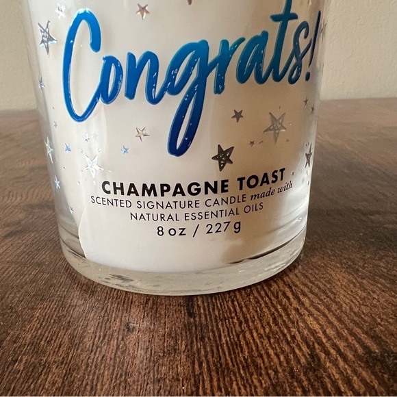 Bath & Body Works Champagne Toast Candle - Congratulations - Picture 2 of 2